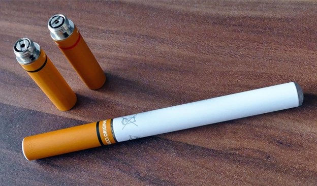 China Now Regulates E Cigs Like Tobacco Tobacco Asia